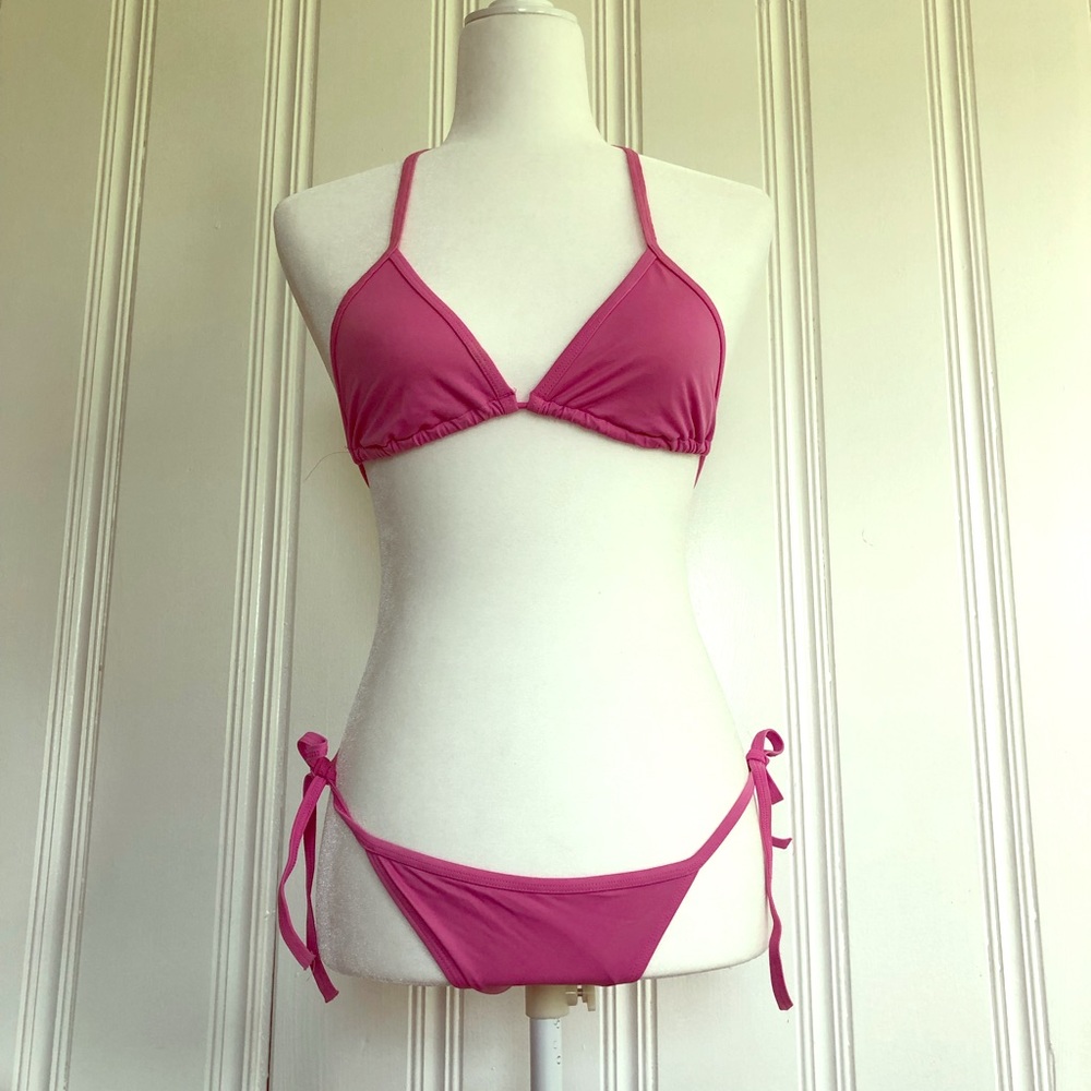 Victoria’s Secret pink bikini